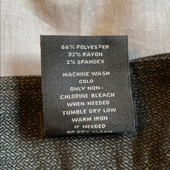 Black patterned dress pant. - Picture 4 of 4